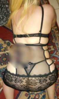 Ak  ciltli Sarı saçlı Samsun çiftlik Escort Maşa